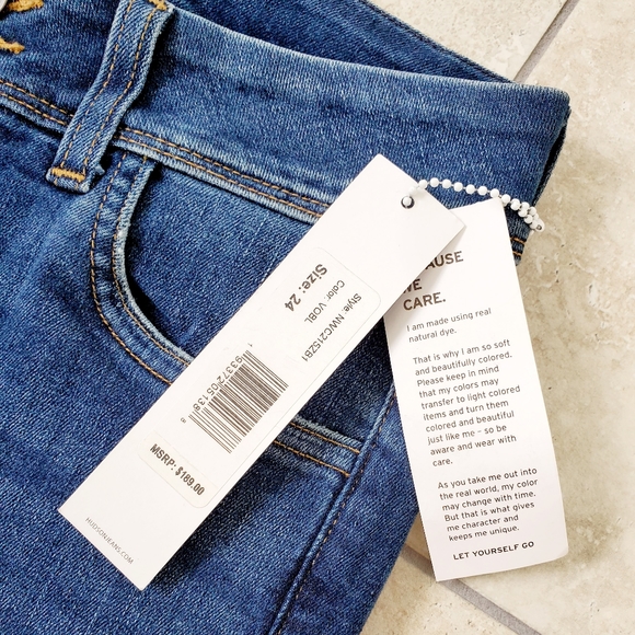NWT Hudson Crop Jeans | size 24 - Picture 4 of 7